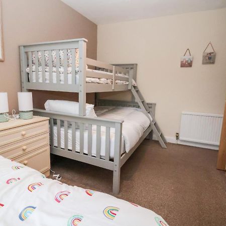 The Hollies Villa Prestatyn Bagian luar foto