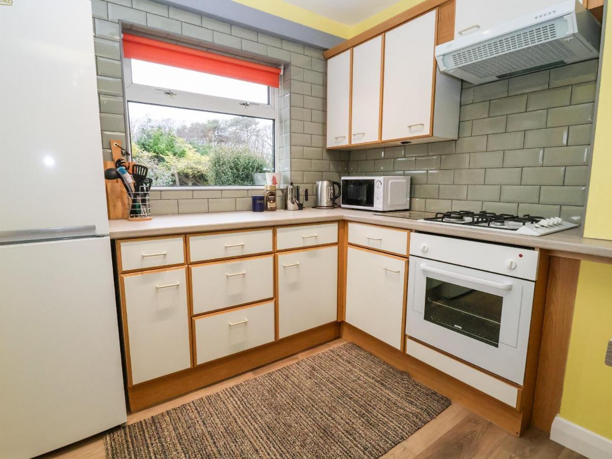 The Hollies Villa Prestatyn Bagian luar foto